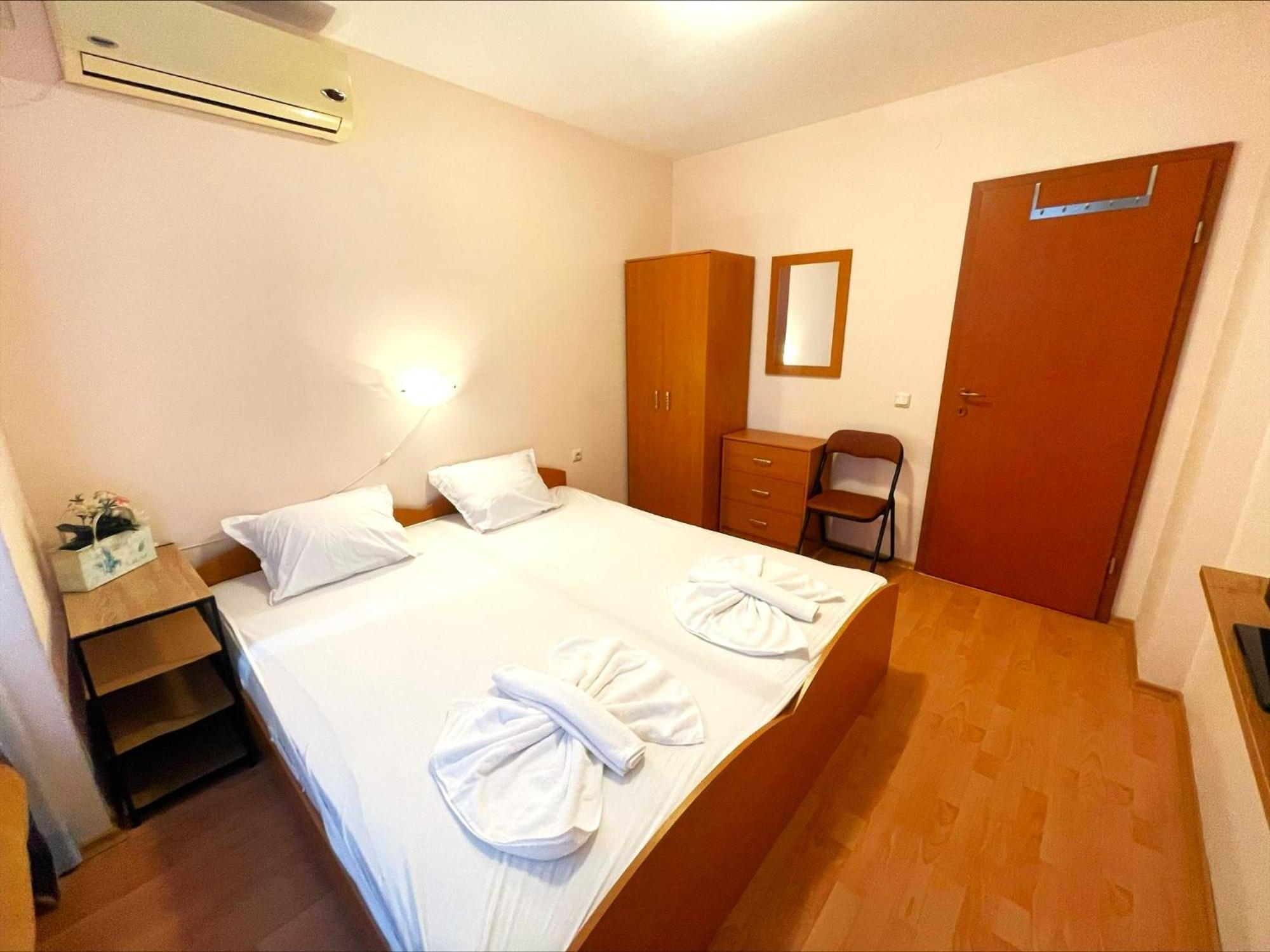 Holiday-Orchid Menada Apartments Sunny Beach Room photo